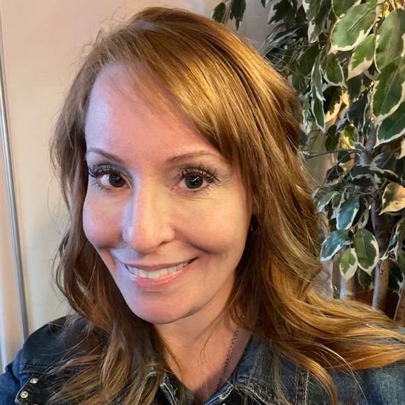 Meet your Posher, Shannon - Picture 1 of 1